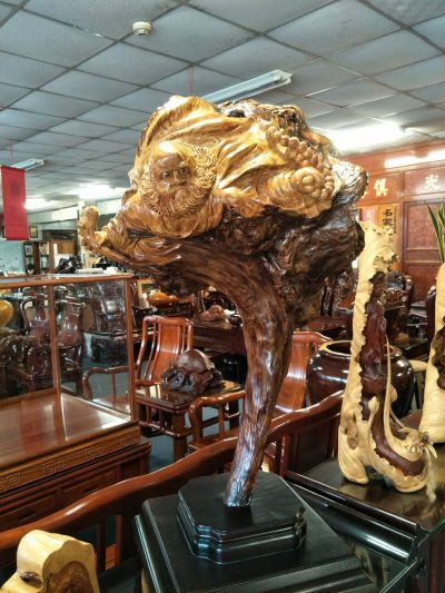 檜木榴花雕飛天達摩