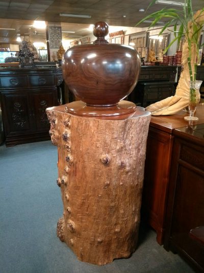 花梨木墩+紫檀聚寶瓶